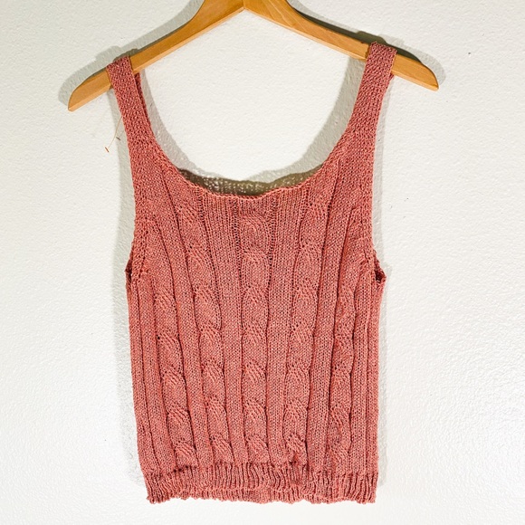 Coral pink knit crochet tank top - Picture 7 of 7